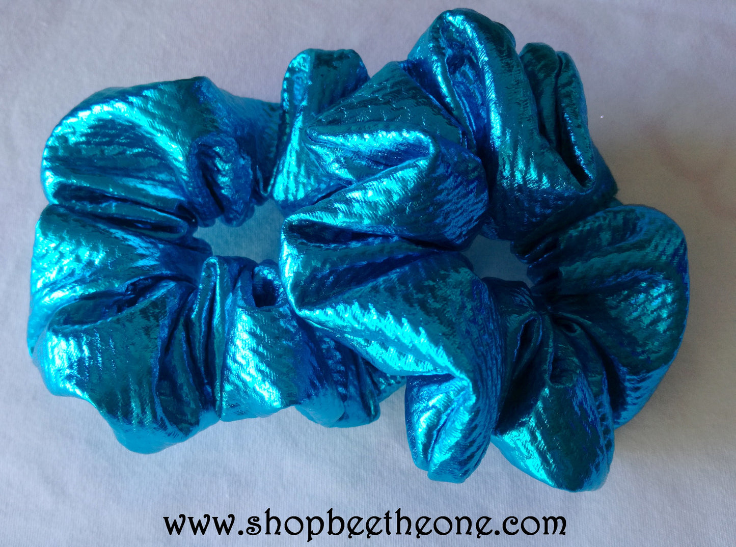 Chouchou élastique tissu métallique gaufré - 3 couleurs - Marque Zambara