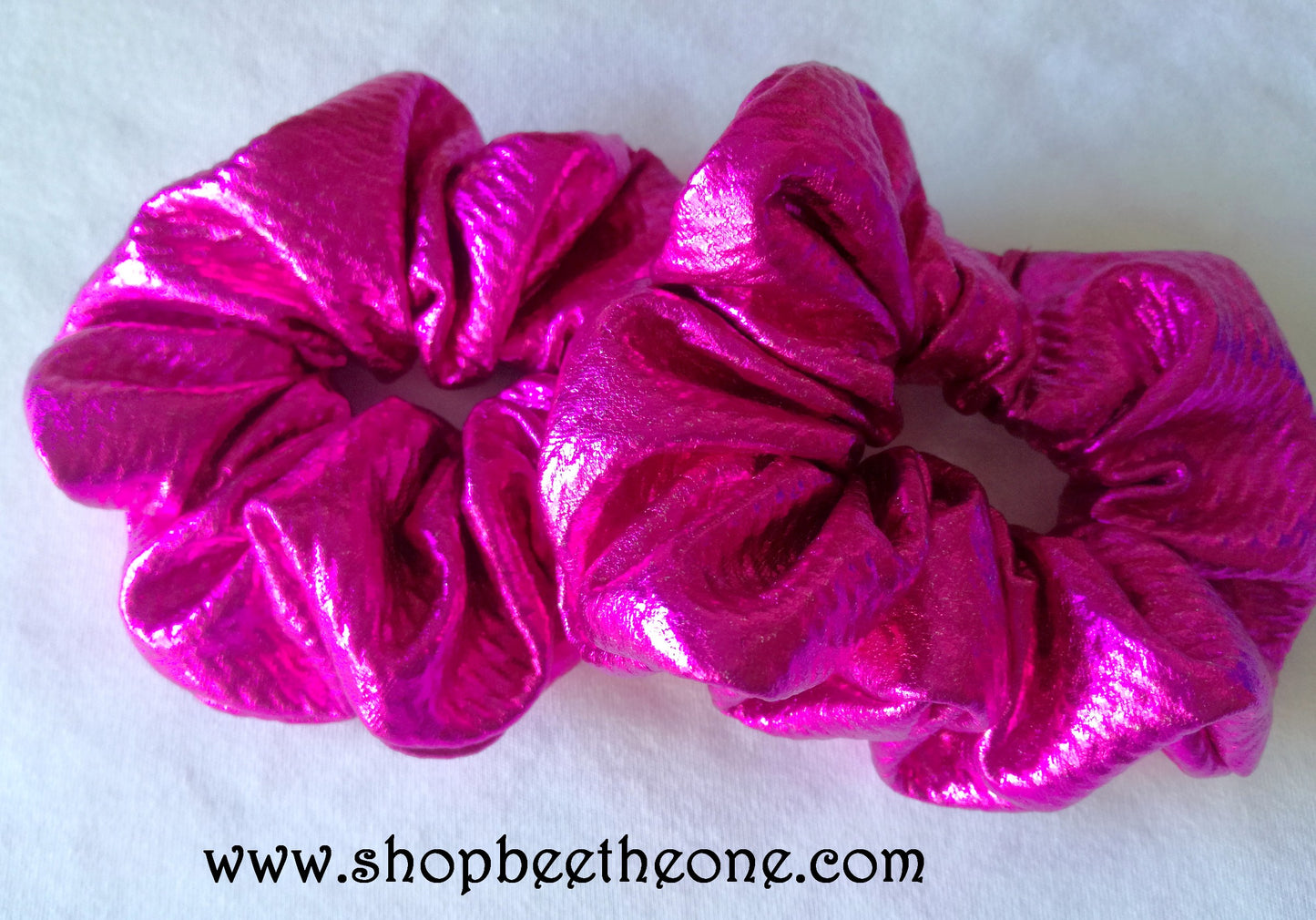 Chouchou élastique tissu métallique gaufré - 3 couleurs - Marque Zambara