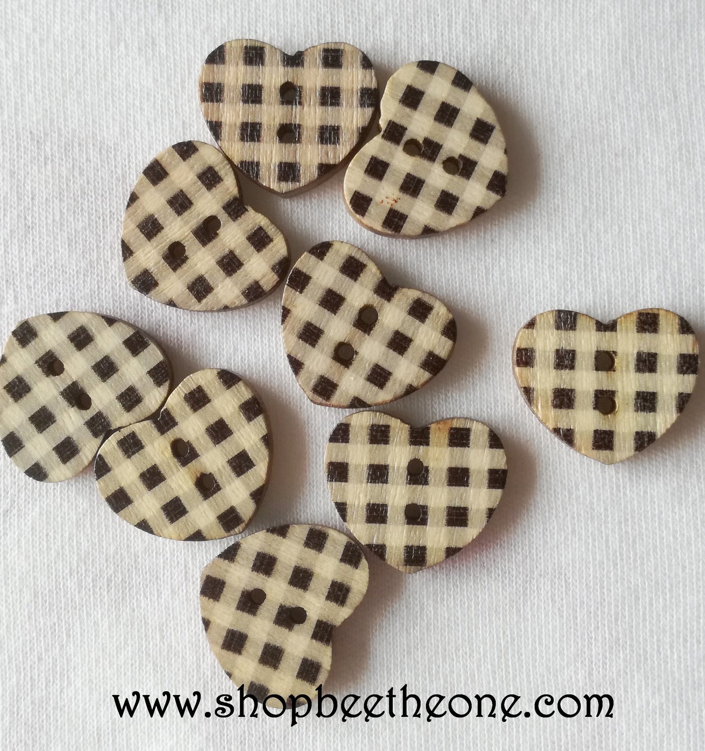 Bouton Petit Coeur carreaux vichy en bois façon vintage - 17 mm - 6 coloris disponibles