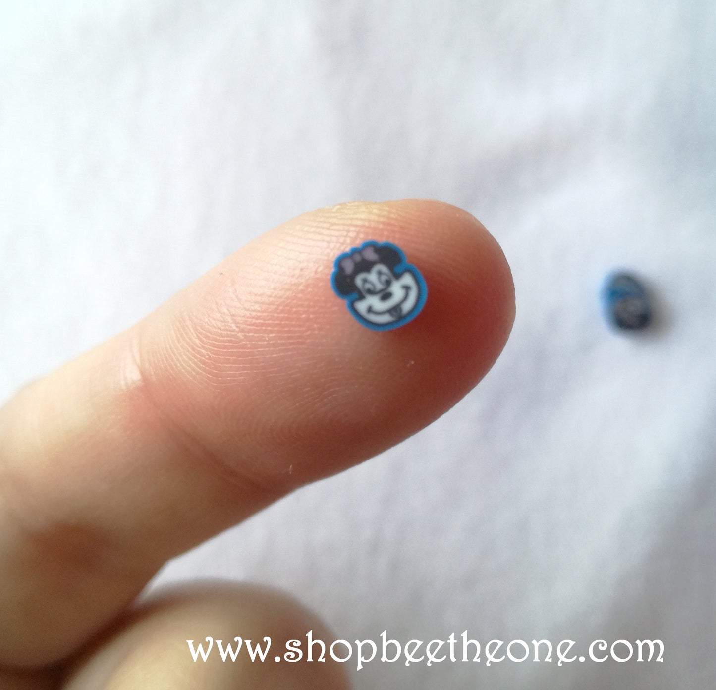 1 g (+/- 50 pièces) de Tranches de Fimo Pâte Polymère - Minnie