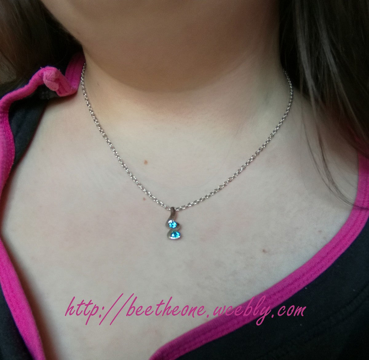 Collier torsade "Alice" avec pierre - Bleu ou rose