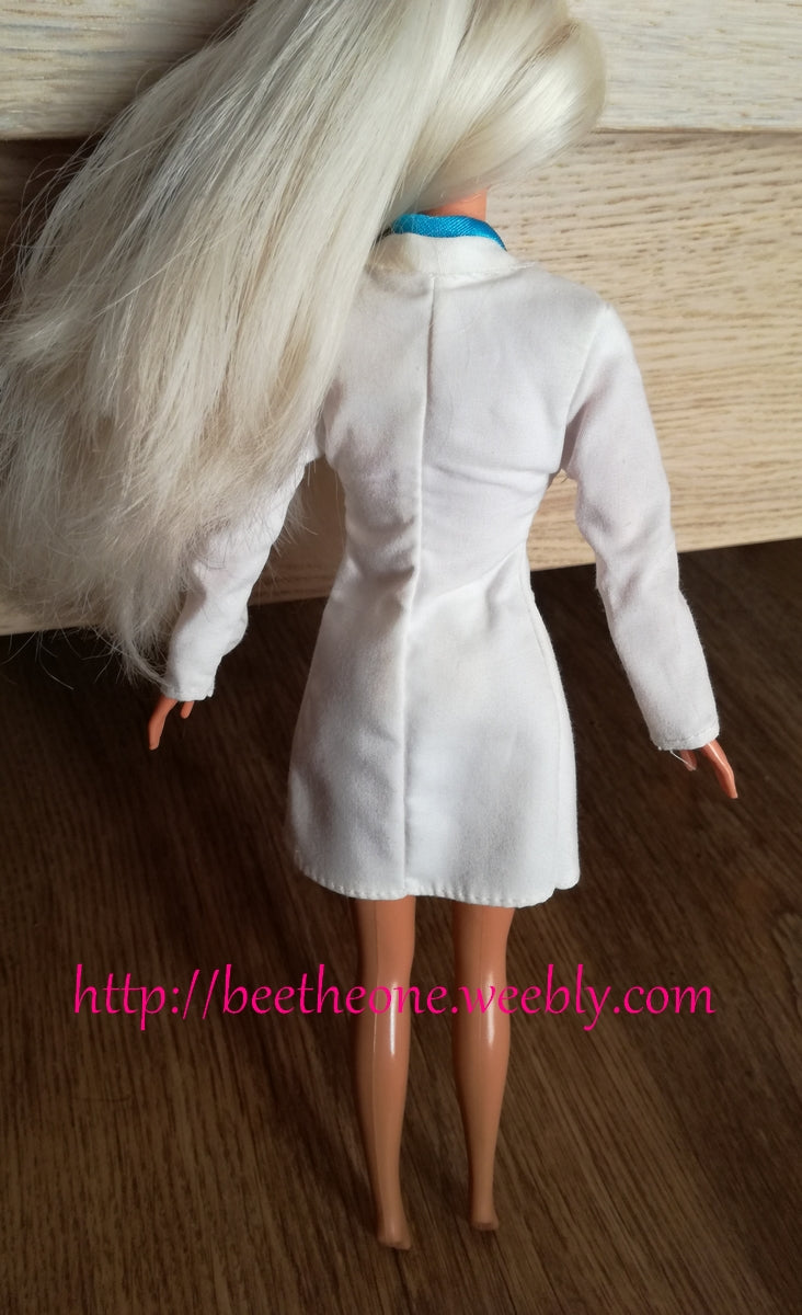 Barbie Dentiste (poupée qui parle) - Mattel 1997 - Poupée - Vêtement