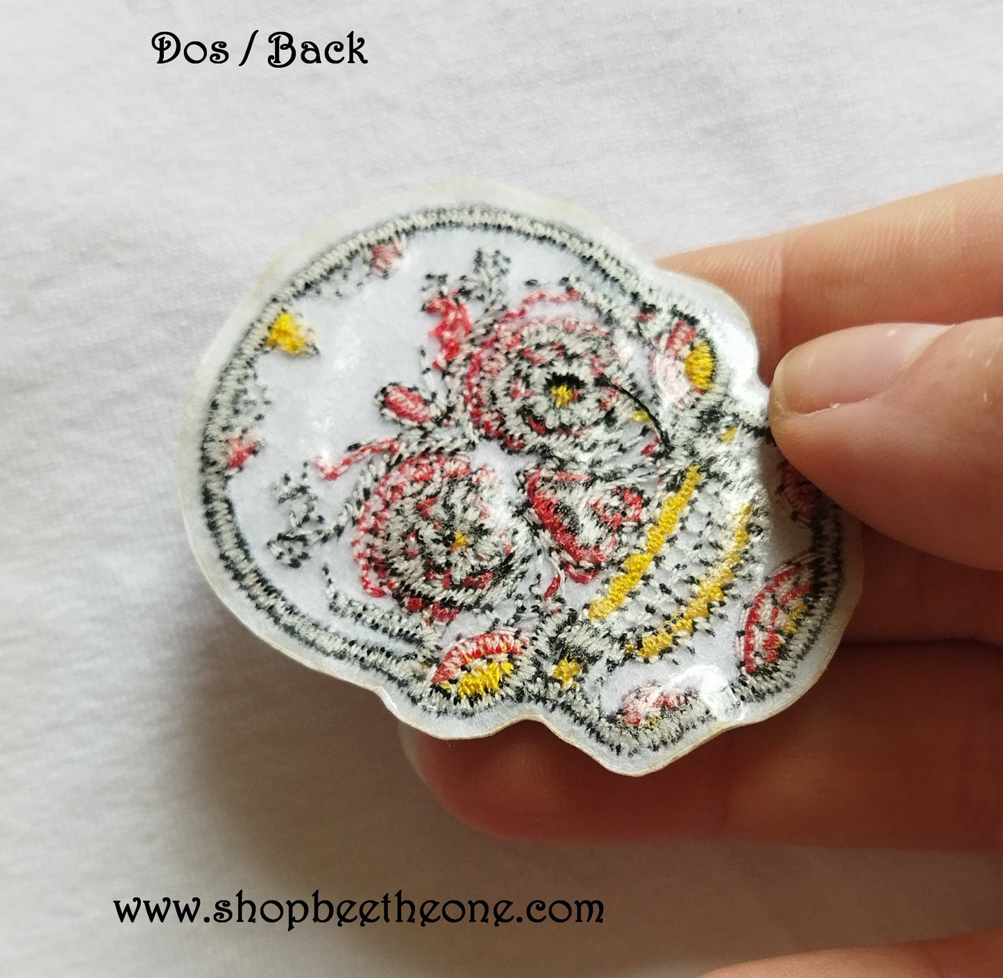 Petit écusson patch brodé applique Tête de mort Calavera - 5,2 cm (à coudre ou repasser)