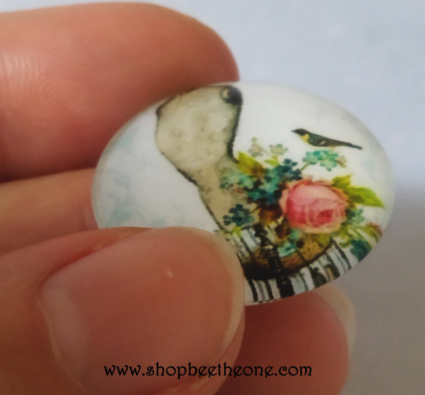 Cabochon rond en verre loupe avec image "Mannequin de couture" - 25 mm - 2 modèles