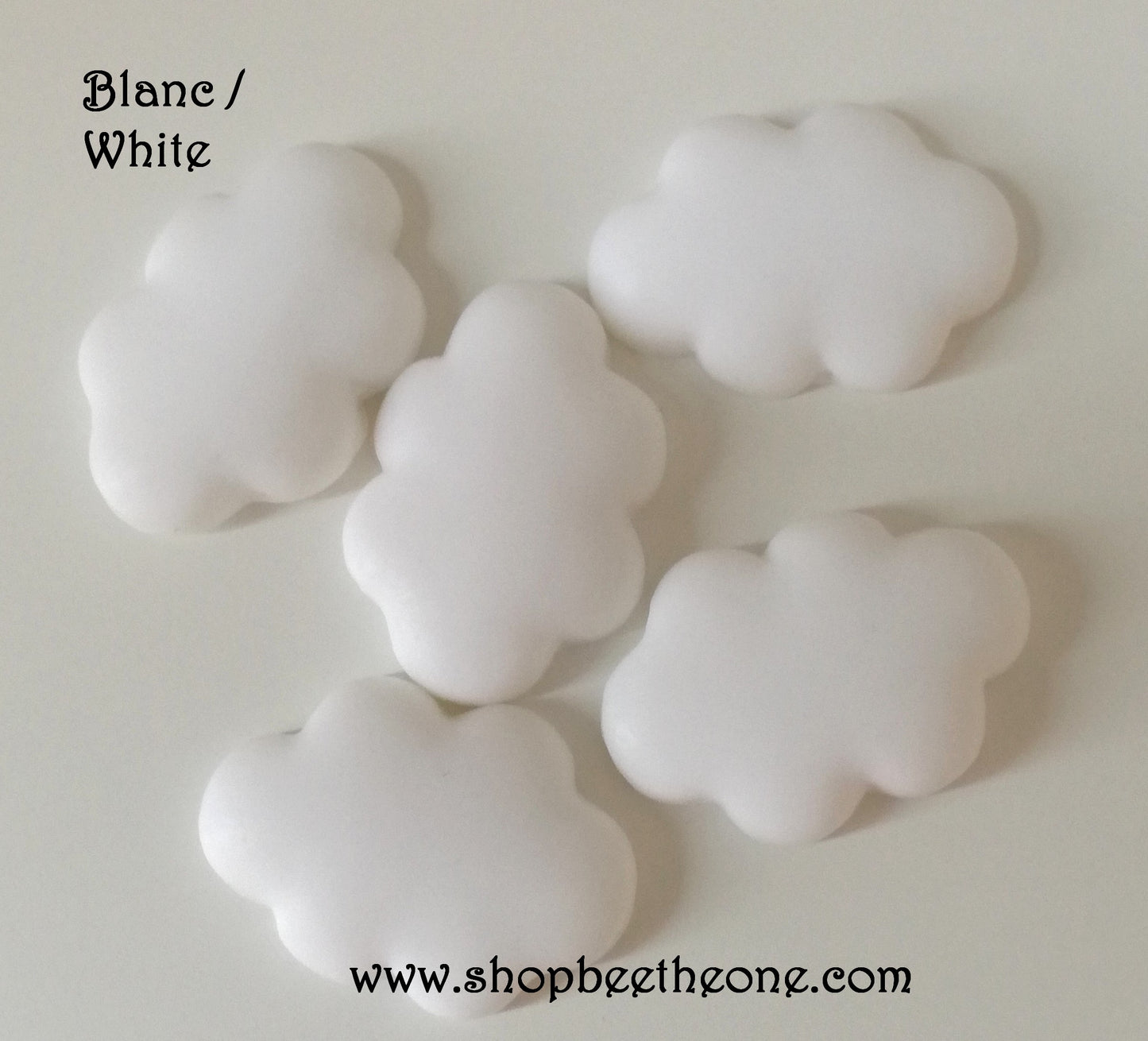Cabochon plat "Nuage" en résine, pour embellissement - 25 mm - 3 coloris