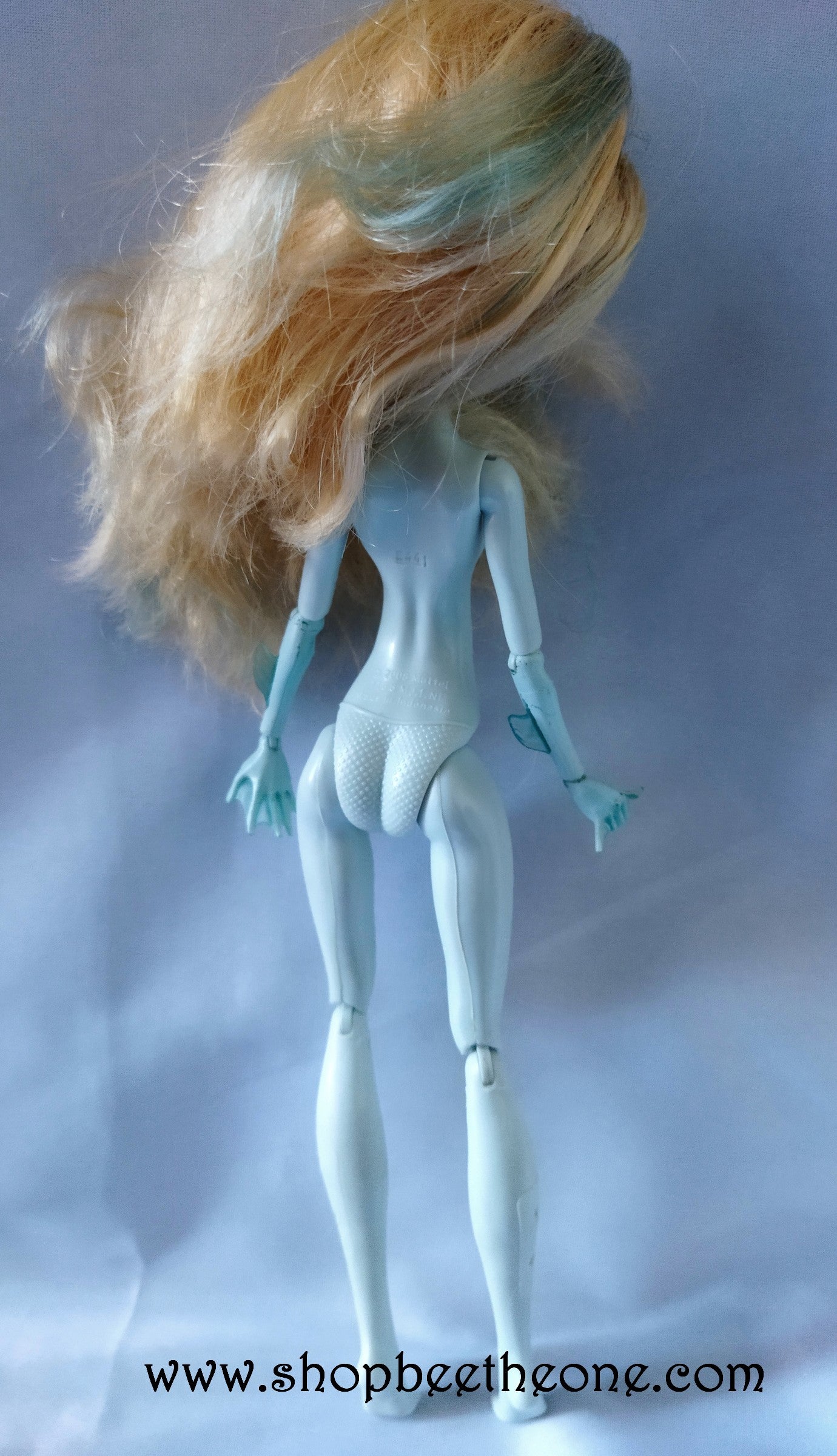 Lagoona Blue Basic 2 "School's out" - Mattel 2011 - Poupée - Vêtements