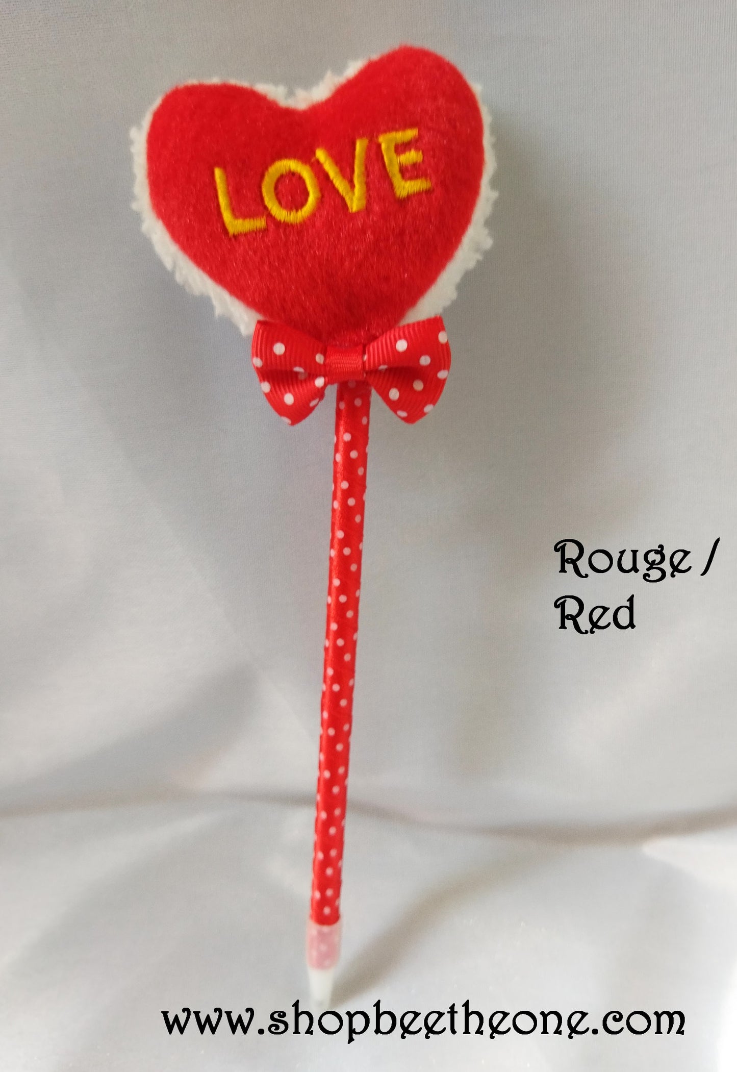 Stylo à bille "Love" Coeur fourrure - Encre bleue - Rouge ou rose