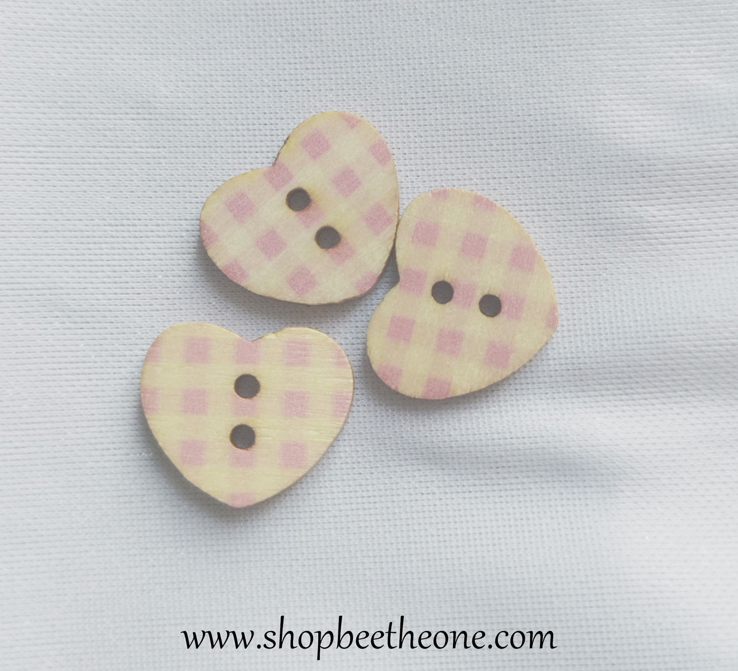 Bouton Petit Coeur carreaux vichy en bois façon vintage - 17 mm - 6 coloris disponibles