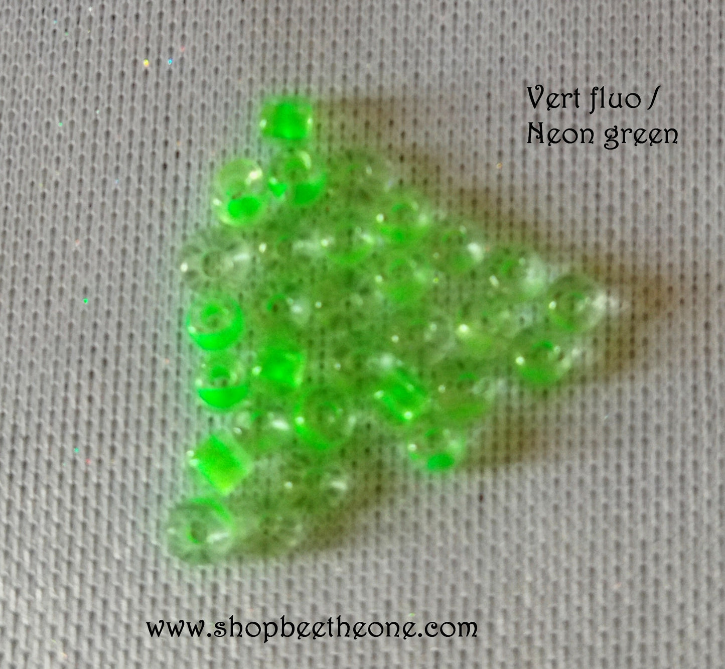 Lot de 1 g de Perles de rocaille intercalaire graine en verre - 2 mm - 6 coloris
