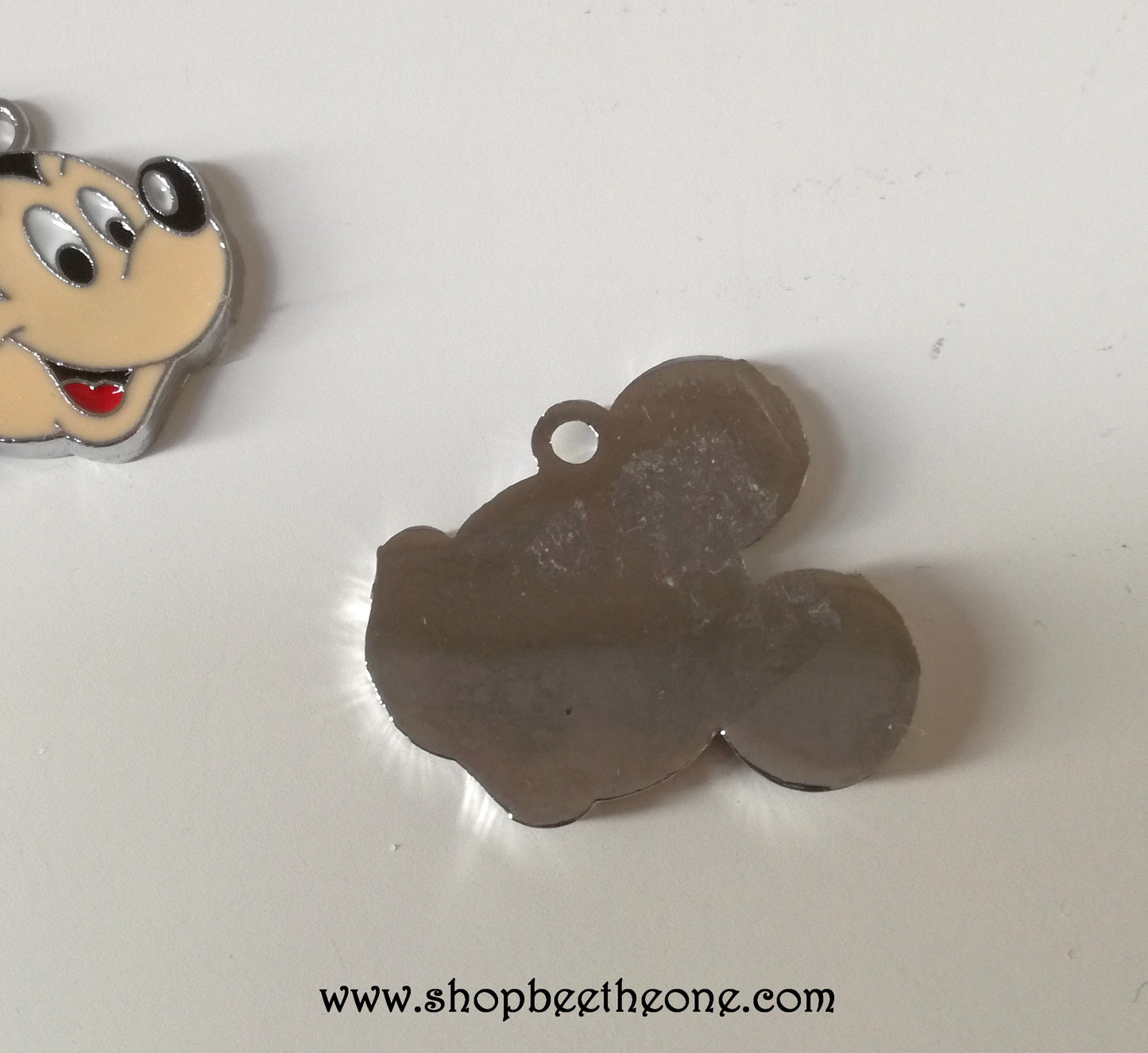 Breloque en émail Tête de Mickey - 28 mm