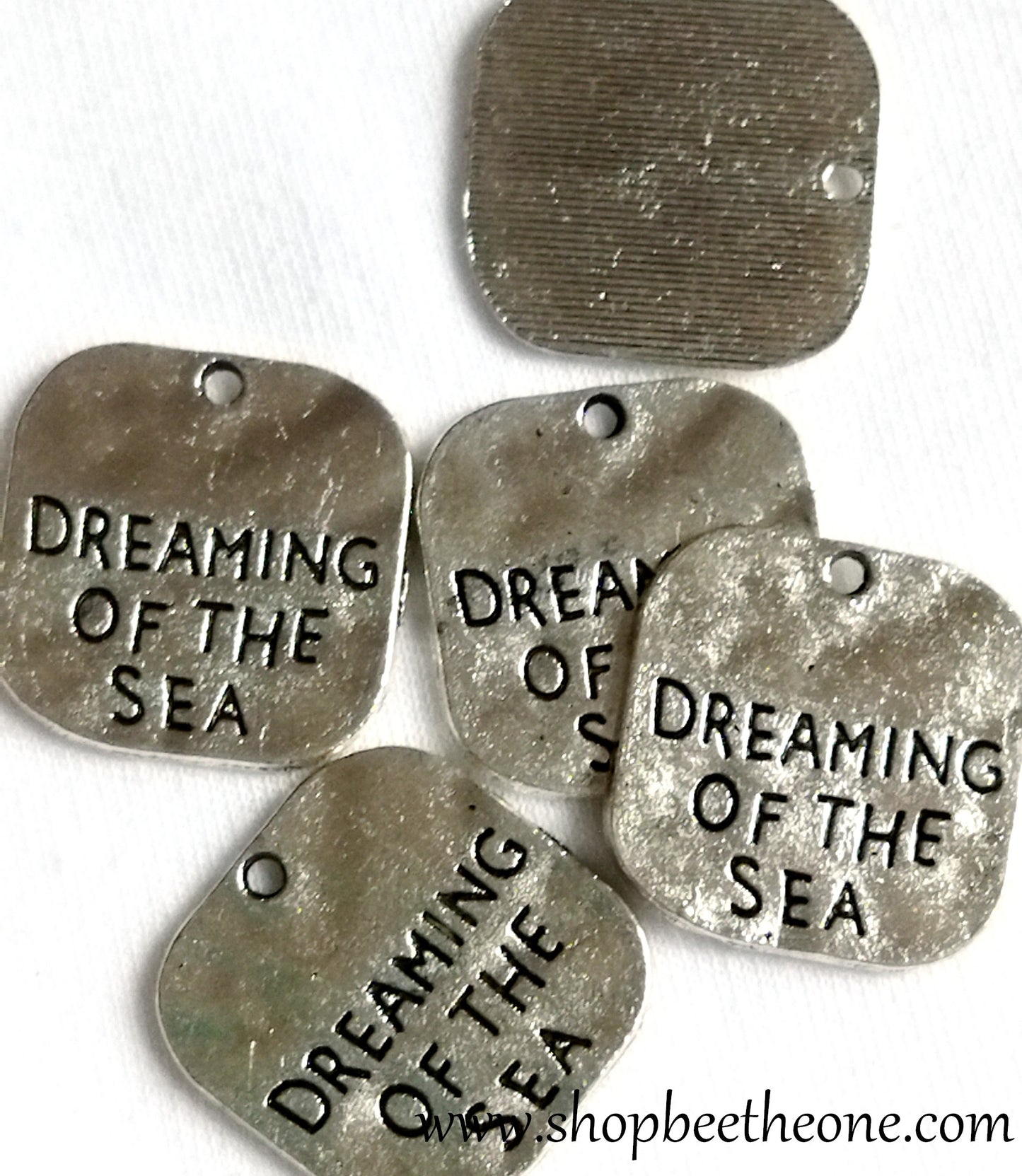 Breloque pièce carrée "Dreaming of the sea" - 18 x 18 mm - argenté