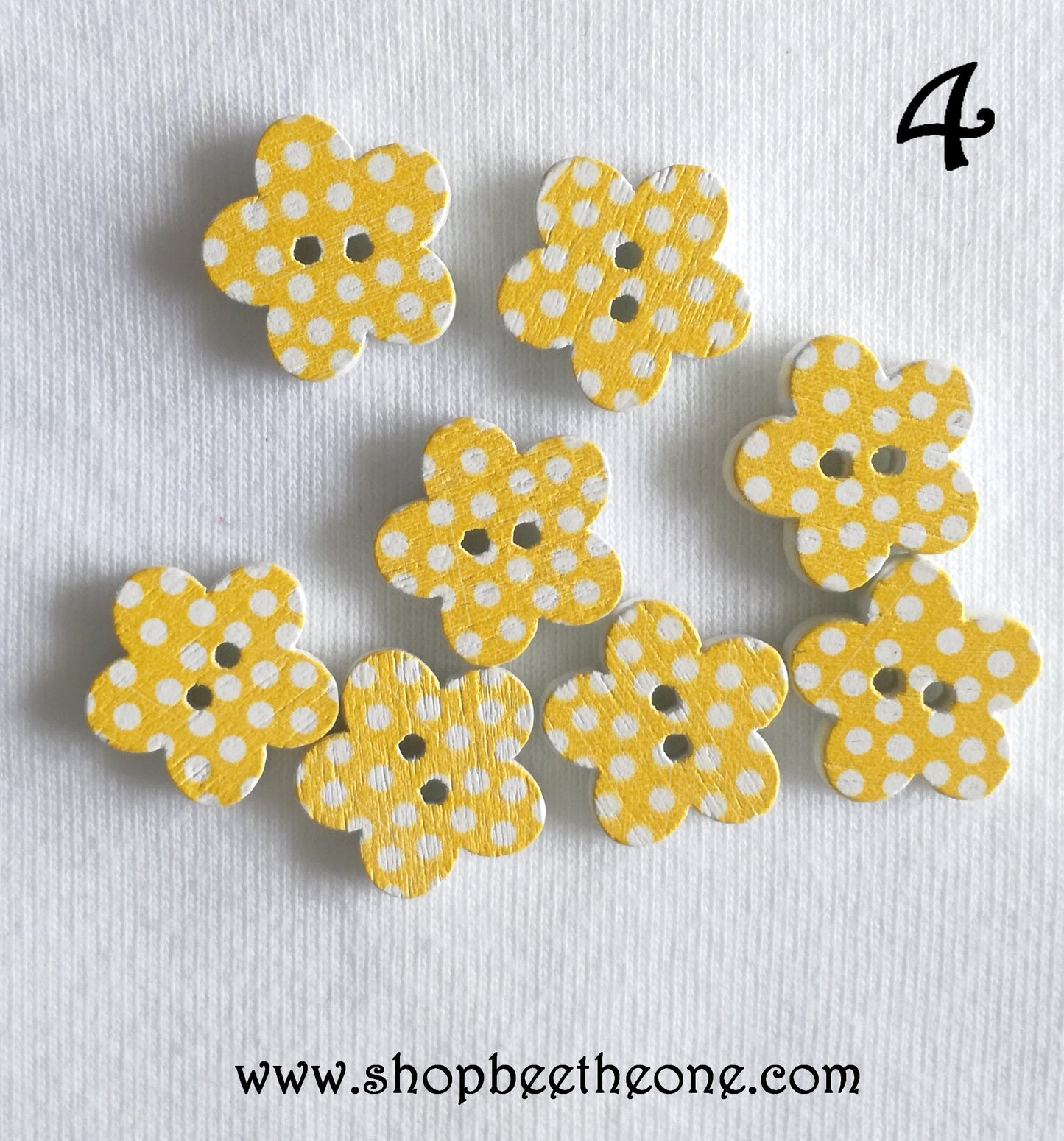 Bouton "Petite Fleur à pois" en bois - 16 coloris disponibles