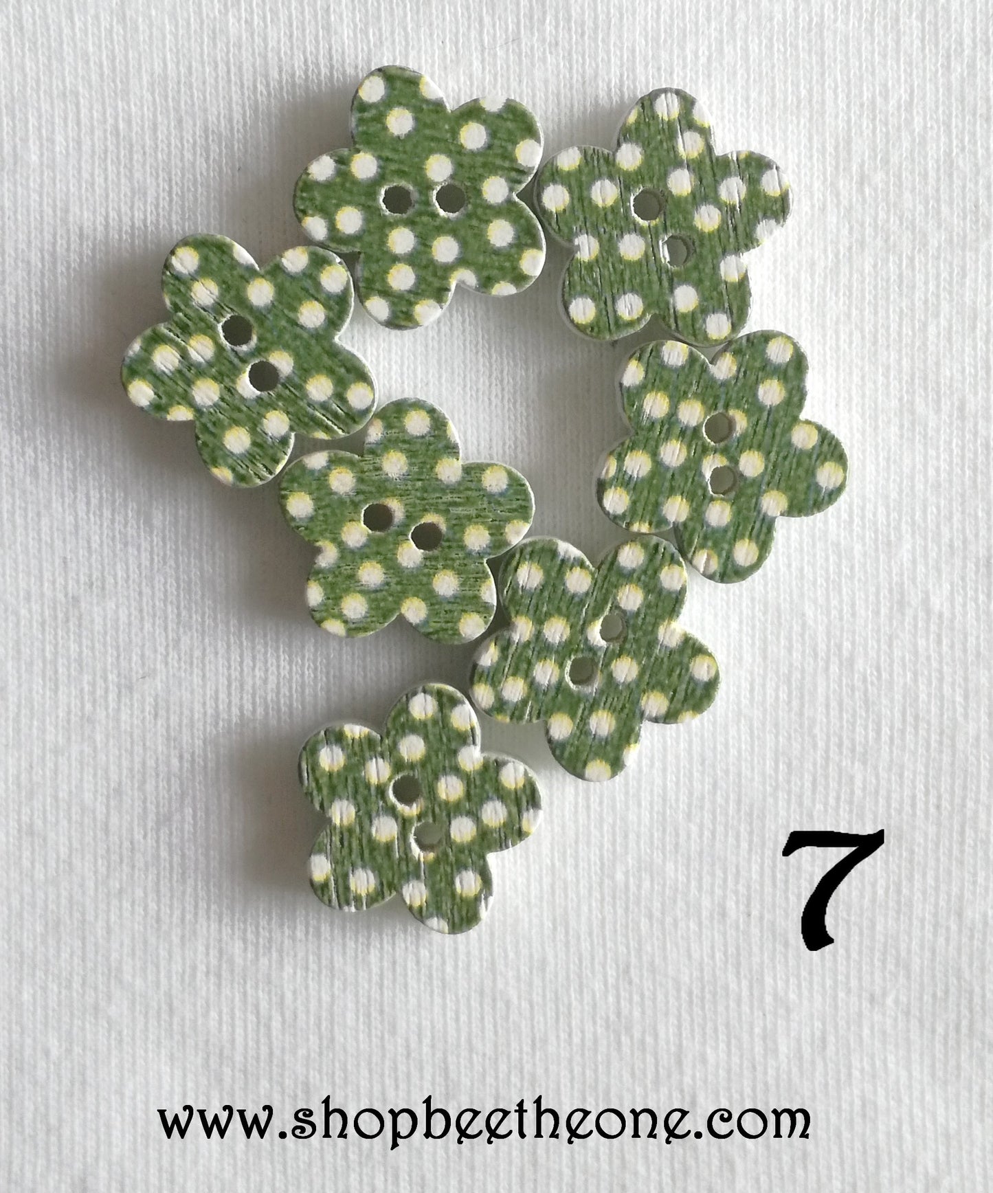Bouton "Petite Fleur à pois" en bois - 16 coloris disponibles