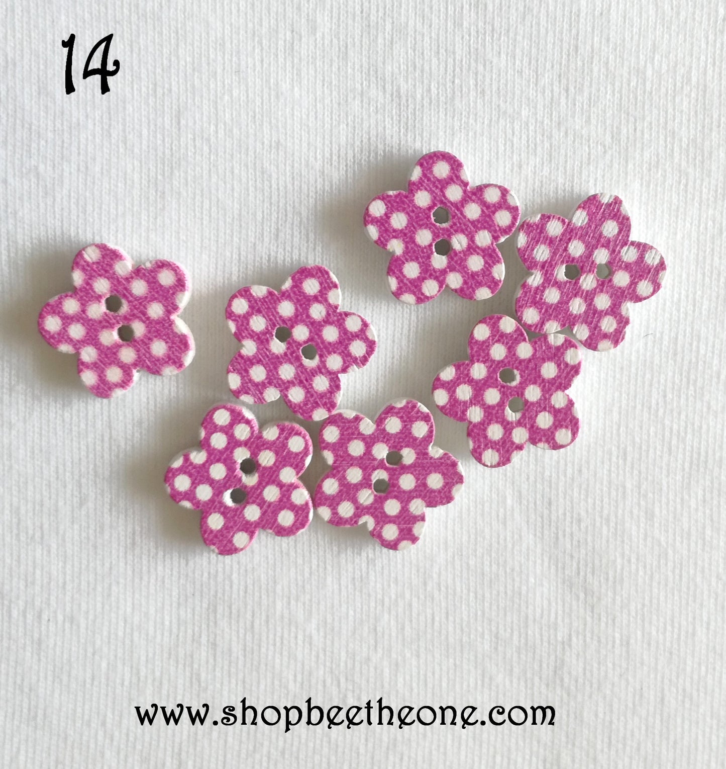 Bouton "Petite Fleur à pois" en bois - 16 coloris disponibles