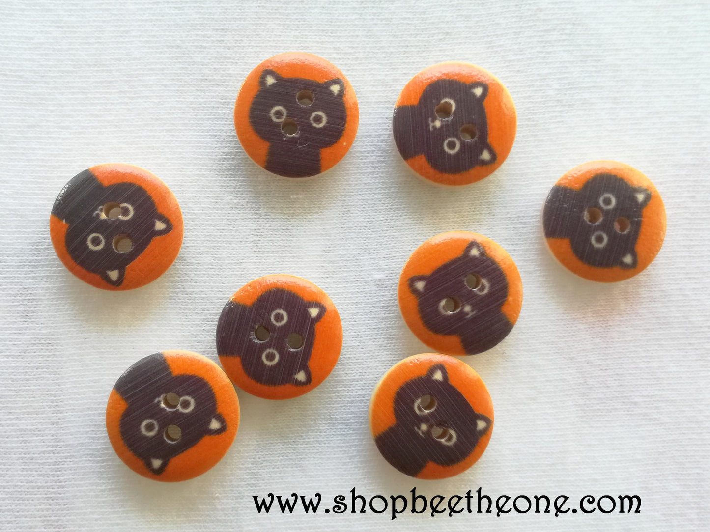 Bouton rond "Petit Chat" en bois - 15 mm - 7 coloris disponibles