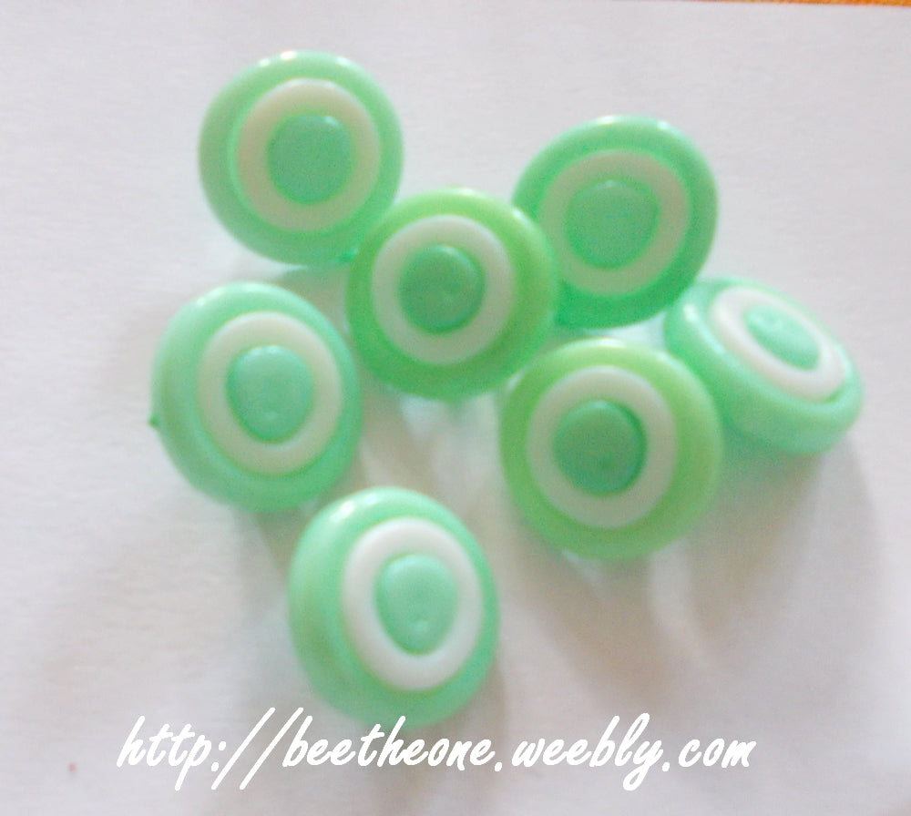 Bouton rond à queue en plastique anneau blanc - 13 mm - 19 coloris disponibles