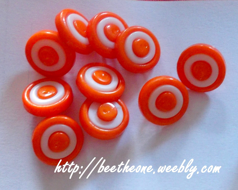 Bouton rond à queue en plastique anneau blanc - 13 mm - 19 coloris disponibles