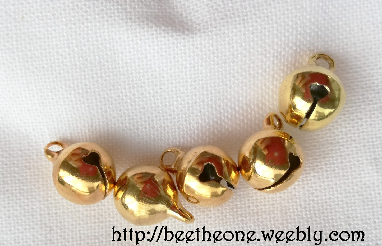 Breloque Grelot doré - 6 x 8 mm - trou 1.5 mm