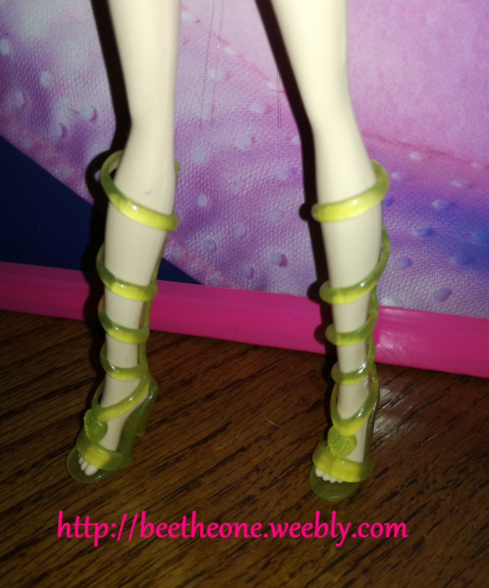 Tecna Glam Magic - Mattel 2007 - Poupée - Vêtement - Chaussures - Bijou - Accessoires