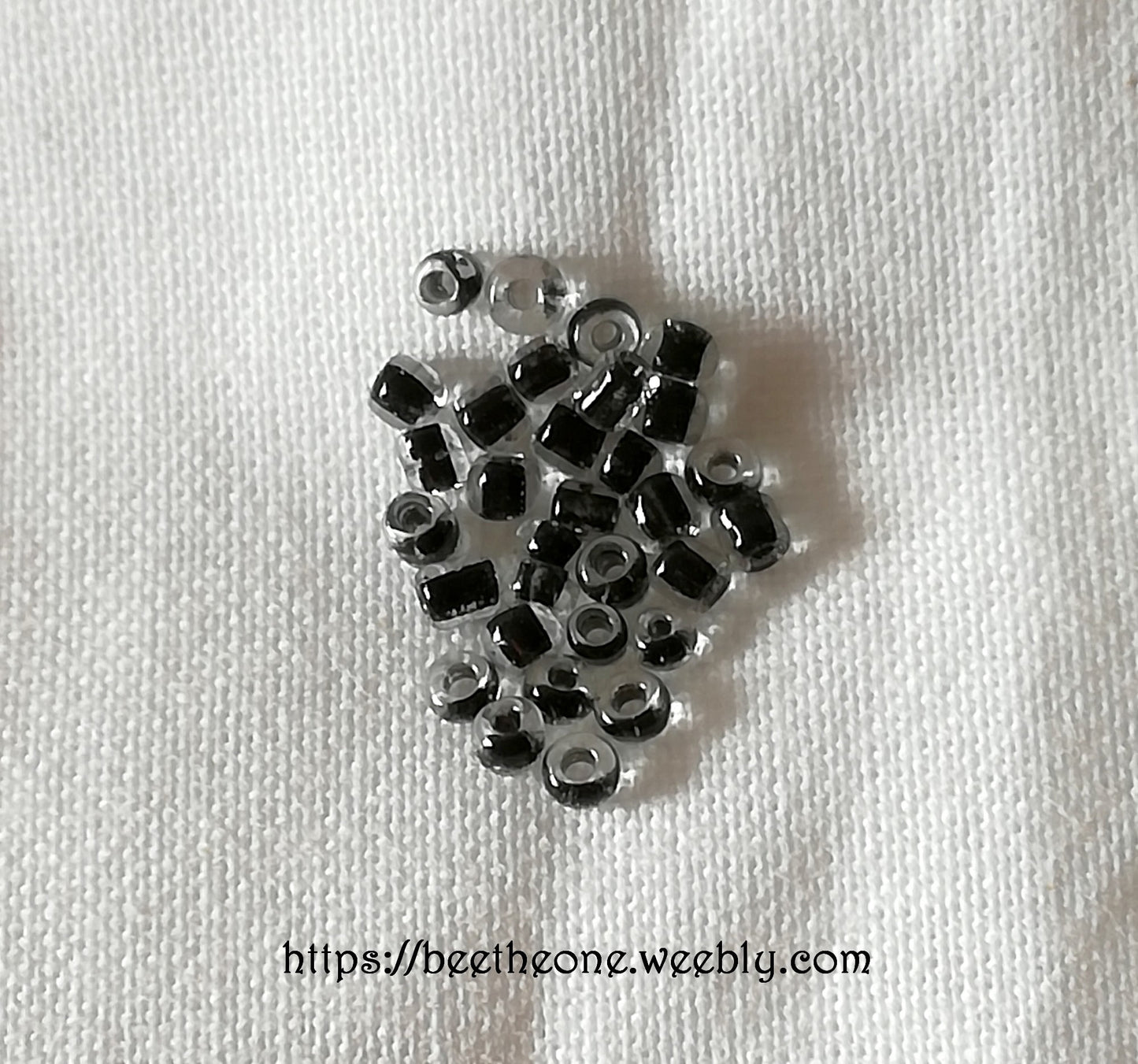 Lot de 1 g de Perles de rocaille intercalaire graine en verre - 2 mm - 6 coloris