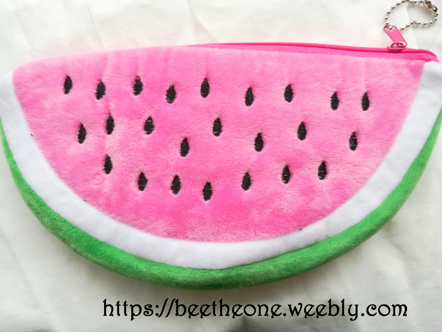 Trousse de rangement plate kawaii Tranche de Pastèque en peluche - rouge ou rose