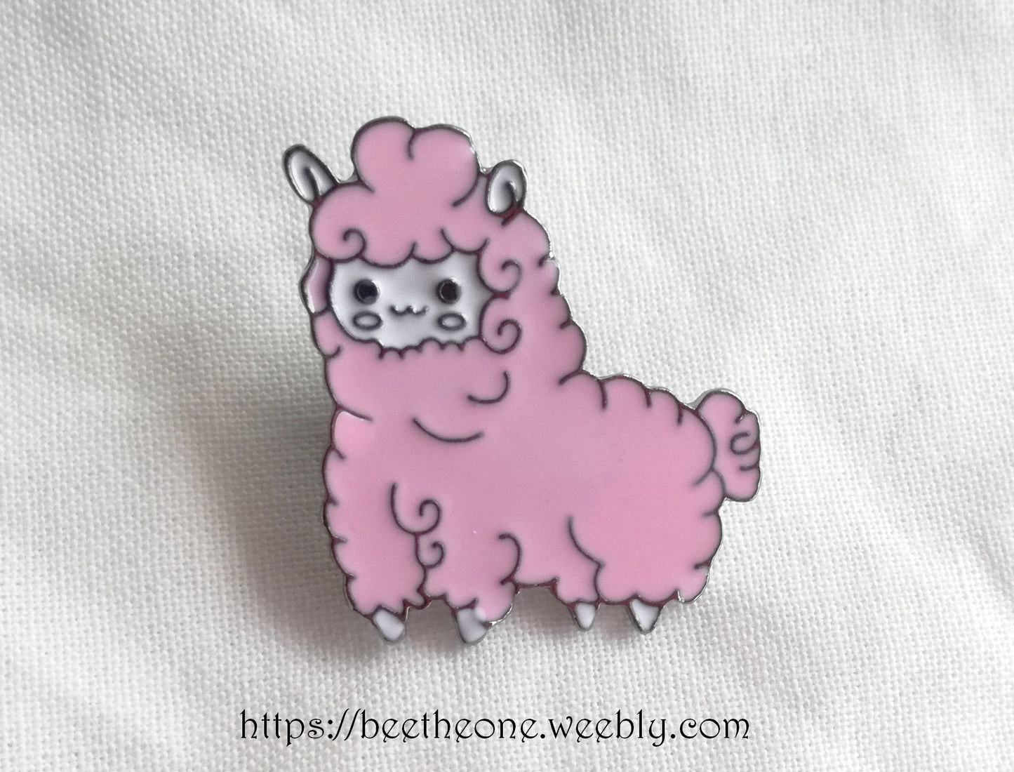 Pins kawaii Lama en émail - Bleu ou rose