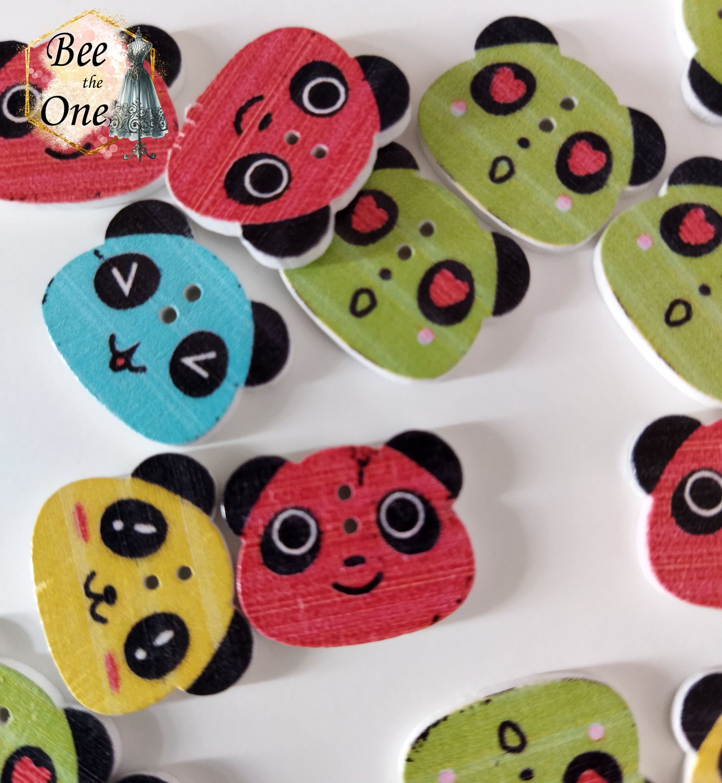 Lot de 10 Boutons Tête de panda émoticône colorée en bois - 22 mm - prix réduit