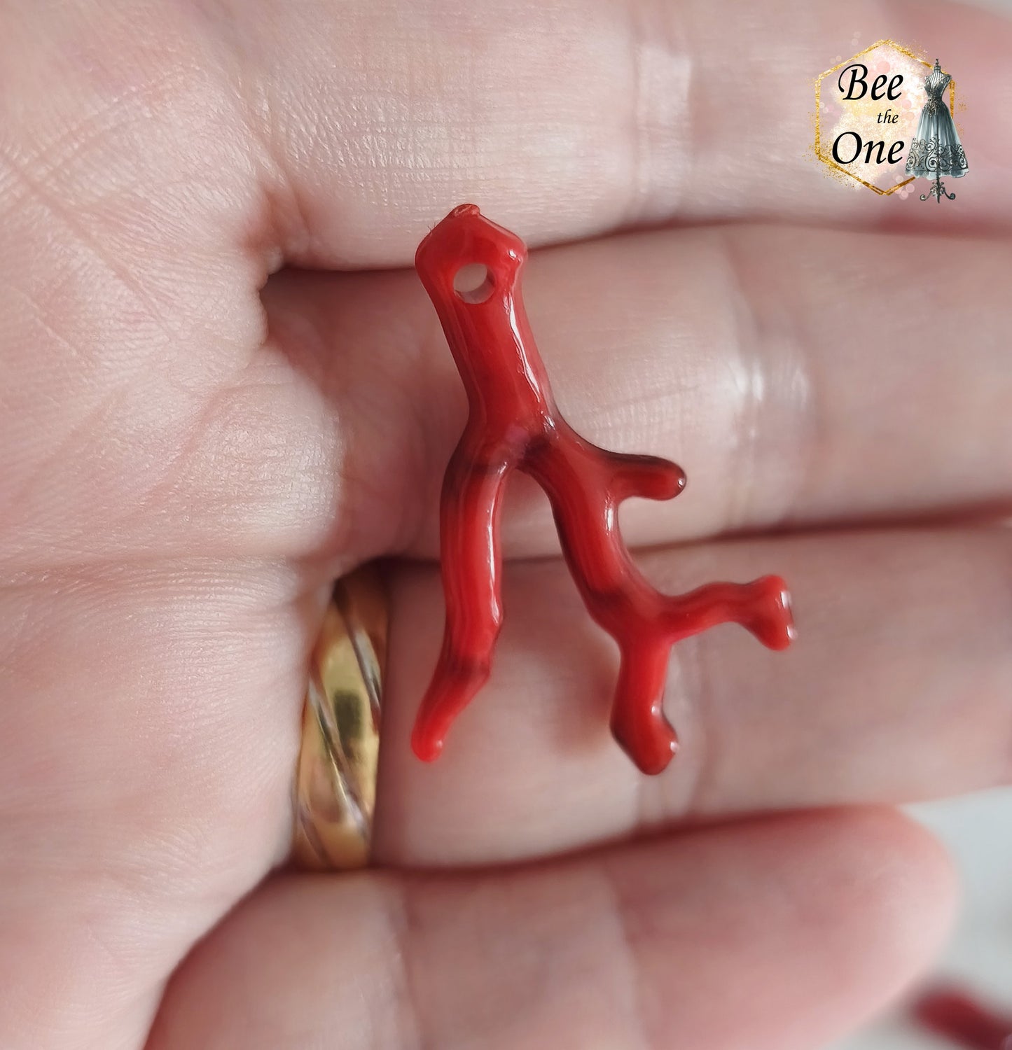 Breloque Corail rouge en acrylique - environ 30 mm - 4 formes