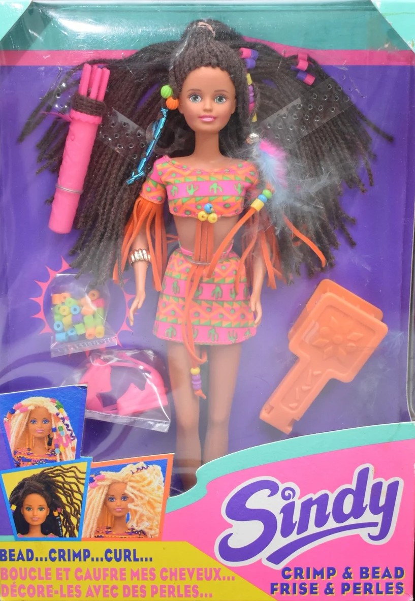 Sindy Frise et Perles (Crimp n Beads) brunette #18458 - Hasbro 1994 - Vêtement