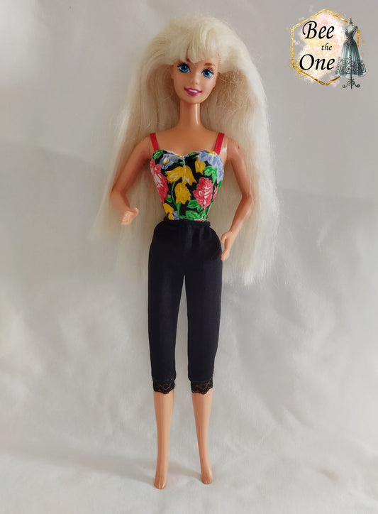 Barbie Teen Talk (Je Parle) - variante rouge/noir - Mattel 1991 - Vêtements