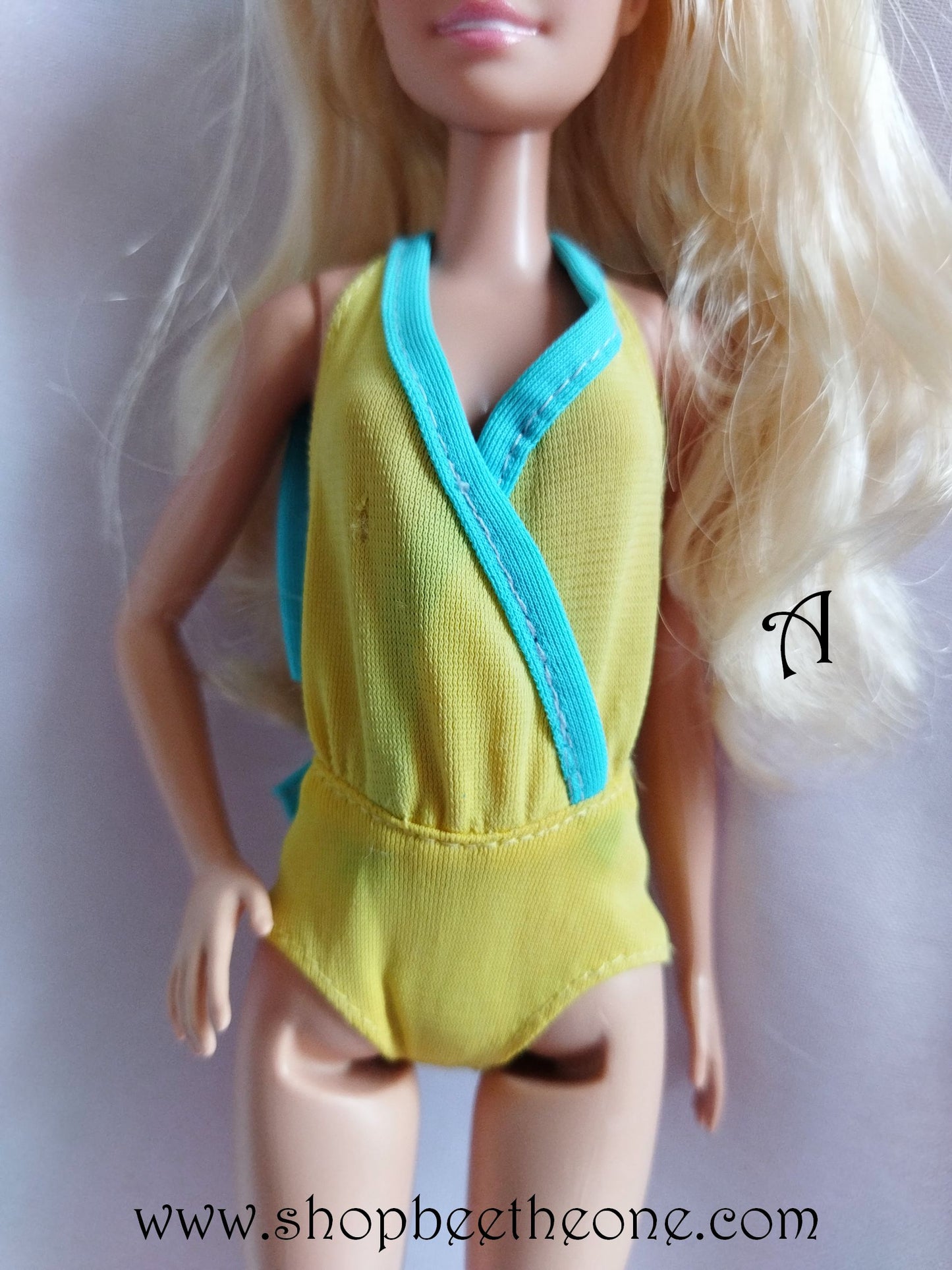 My First Barbie #1875 - Mattel 1980 - Vêtements
