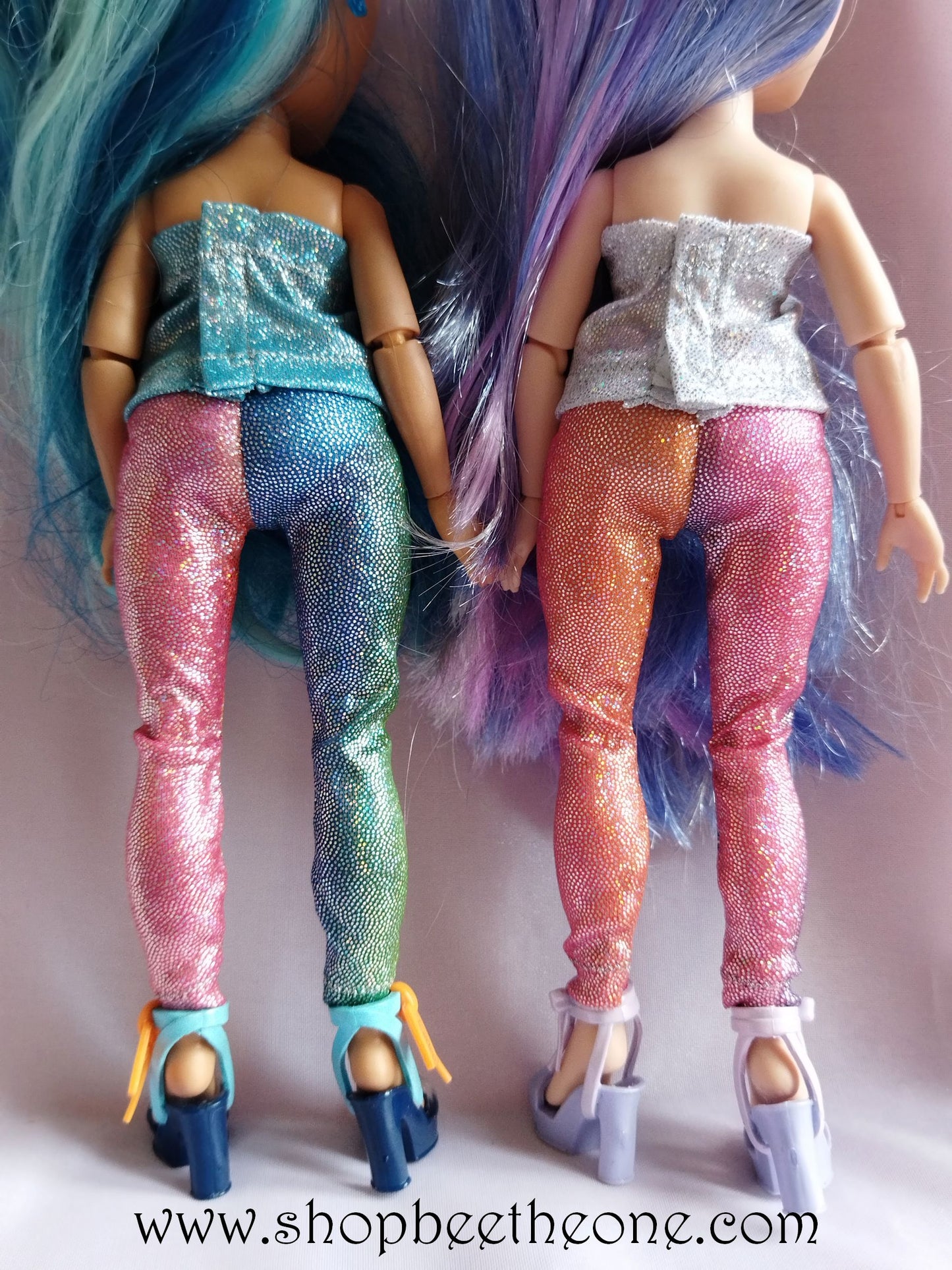 Pantalon collant leggings long imprimé holographique pour poupées Rainbow High - arc-en-ciel - Collection Basics - par Bee the One