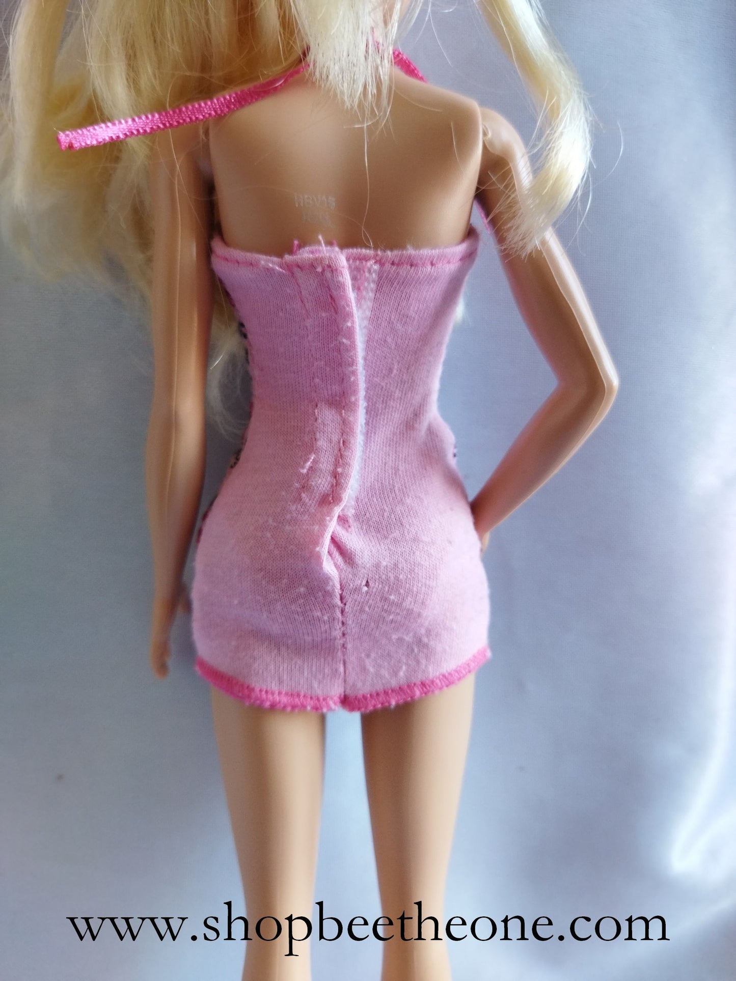 Barbie Fashionistas Habillage Sassy R6817 - Mattel 2010 - Robe