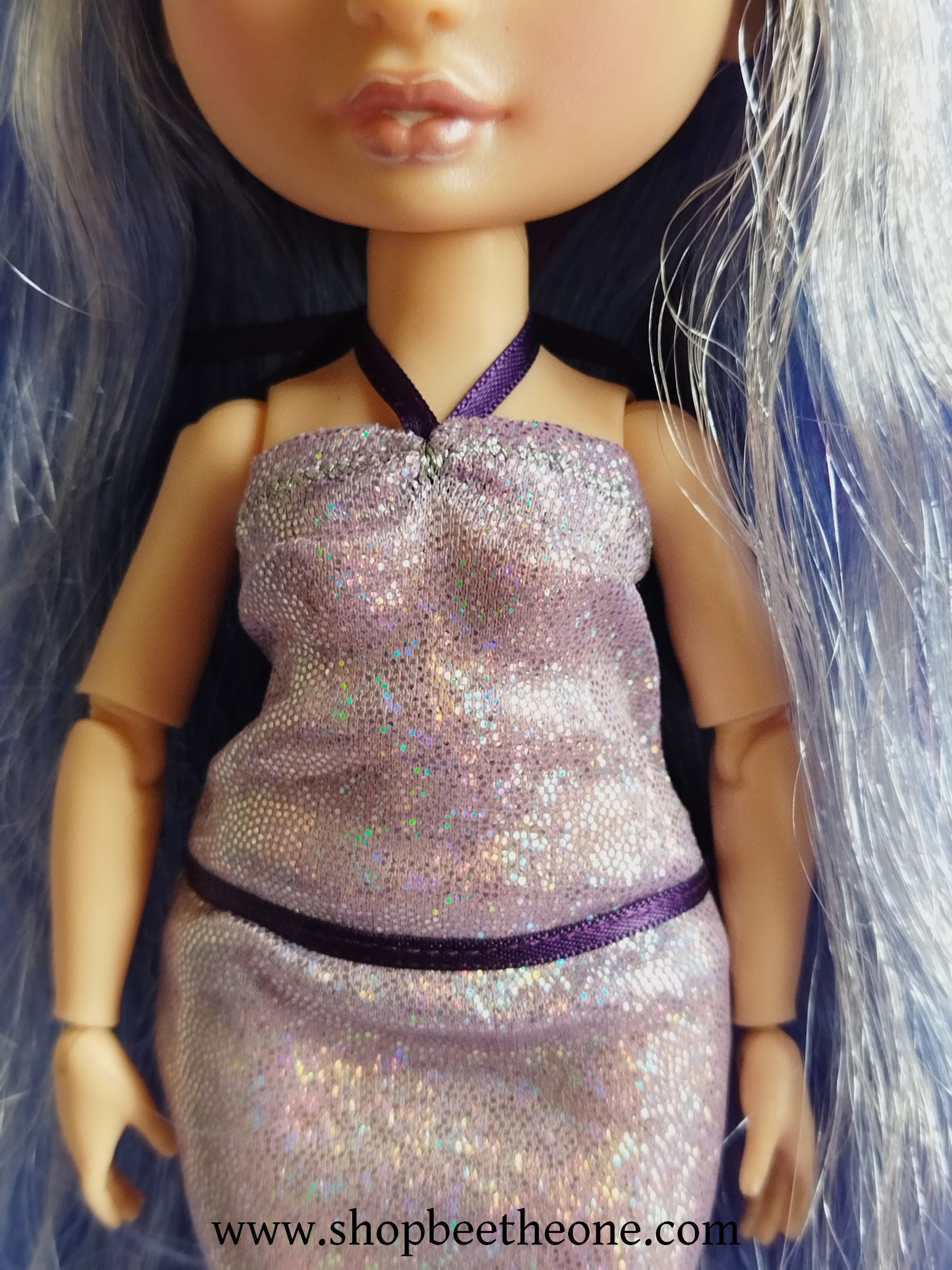Robe Barbie Princesse en Tulle Scintillant avec Bustier en Satin Blanc et  Strass