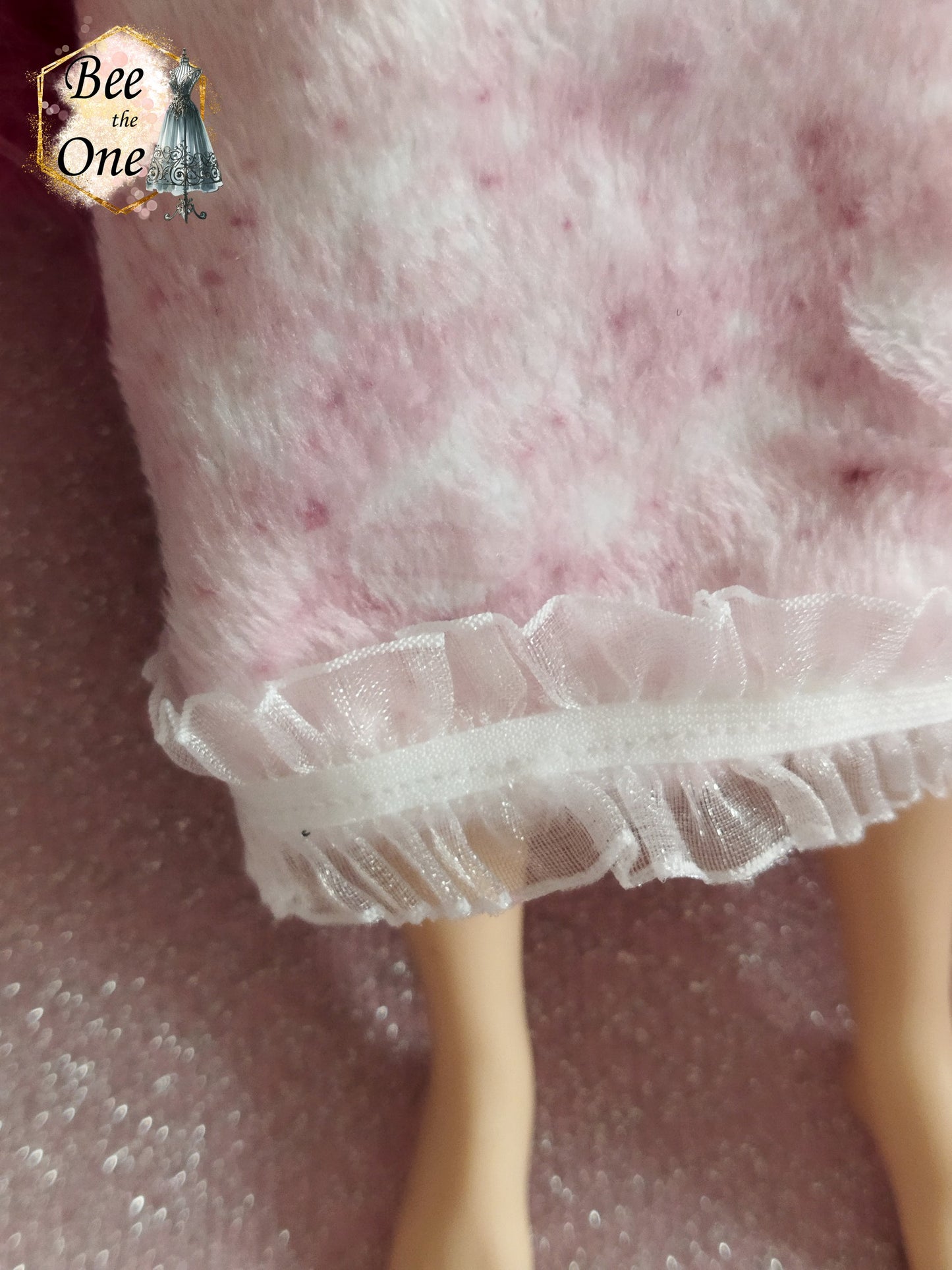 Chemise de nuit minky rose pour poupées Rainbow High - Collection Noël - par Bee the one