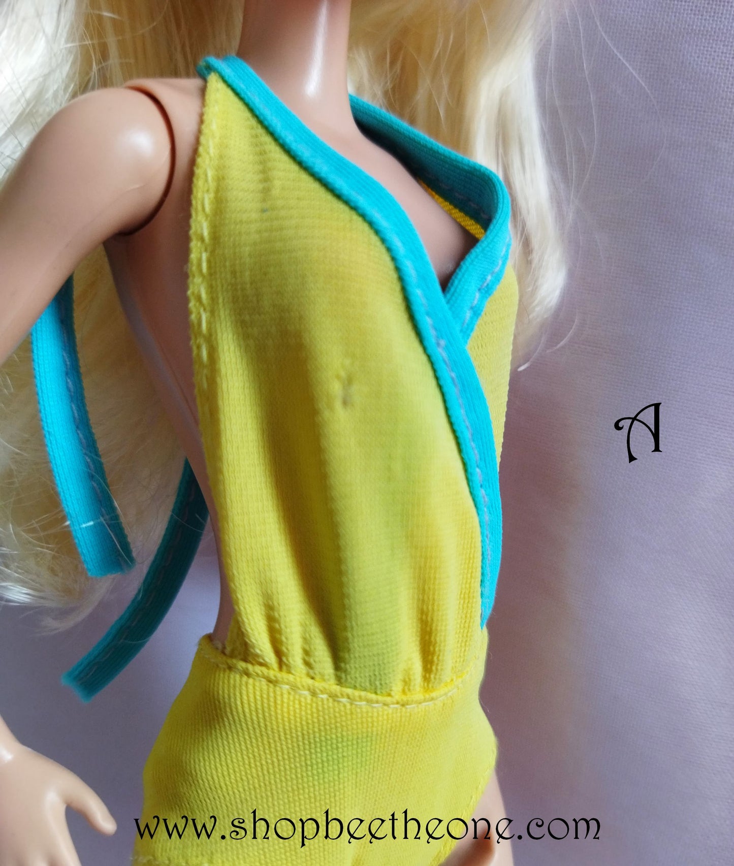 My First Barbie #1875 - Mattel 1980 - Vêtements