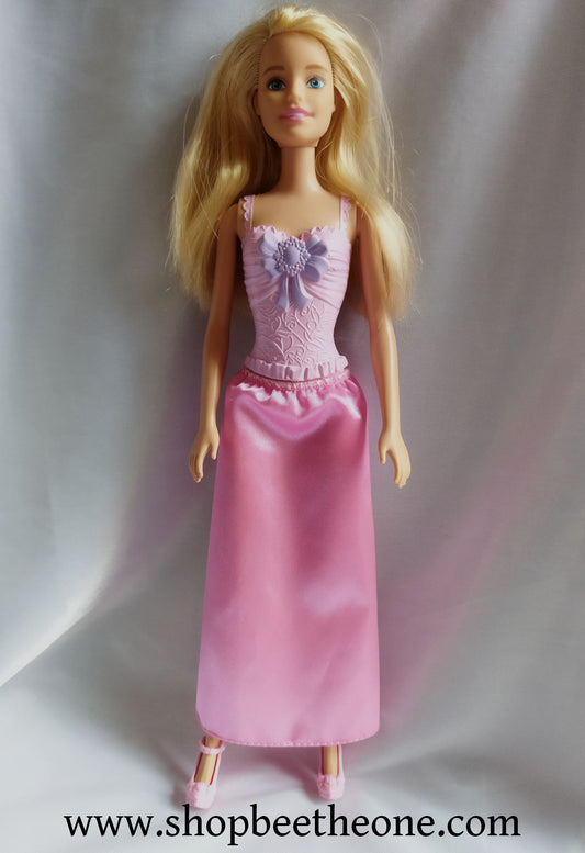 Barbie Princesse DMM07 - Mattel 2016 - Poupée - Vêtement - Chaussures