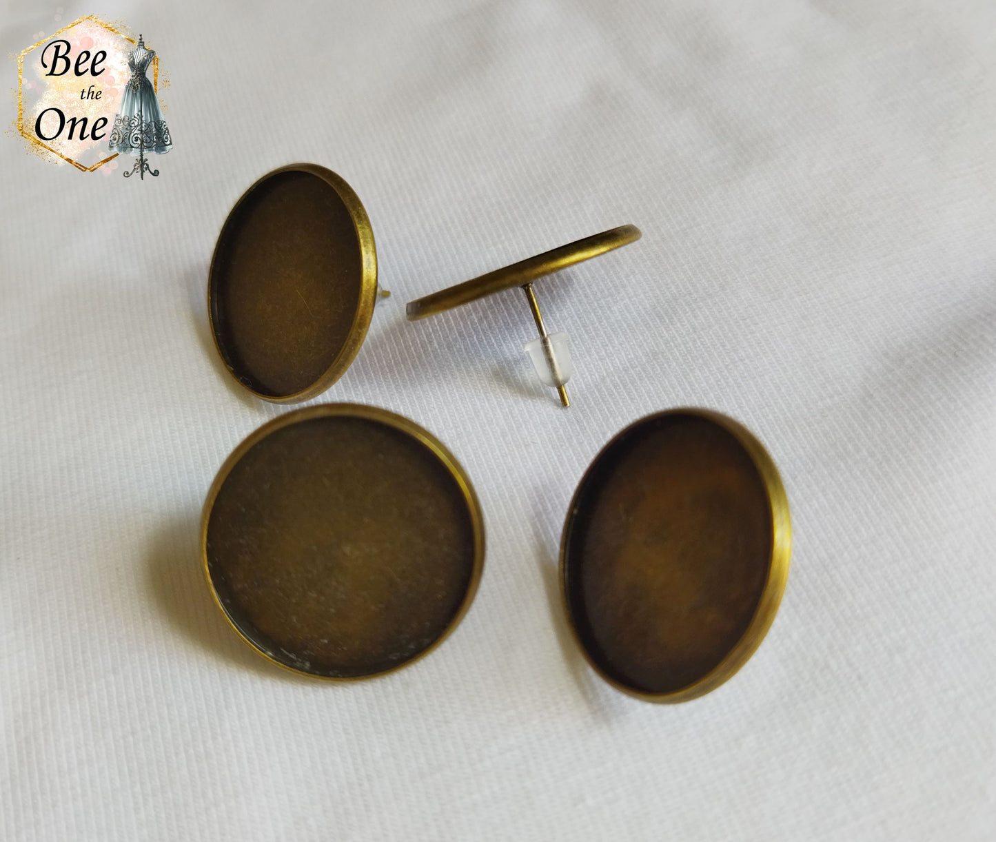 Paire de supports pour boucles d'oreilles tige avec embouts - base pour cabochon 20 mm - bronze