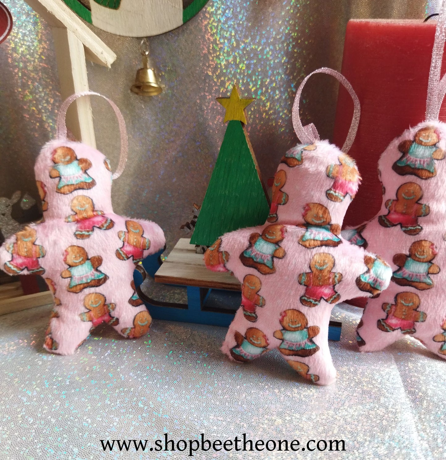Décoration pour sapin de Noël  Suspension en tissu - Bonhomme pain d'épice en minky - par Bee the One
