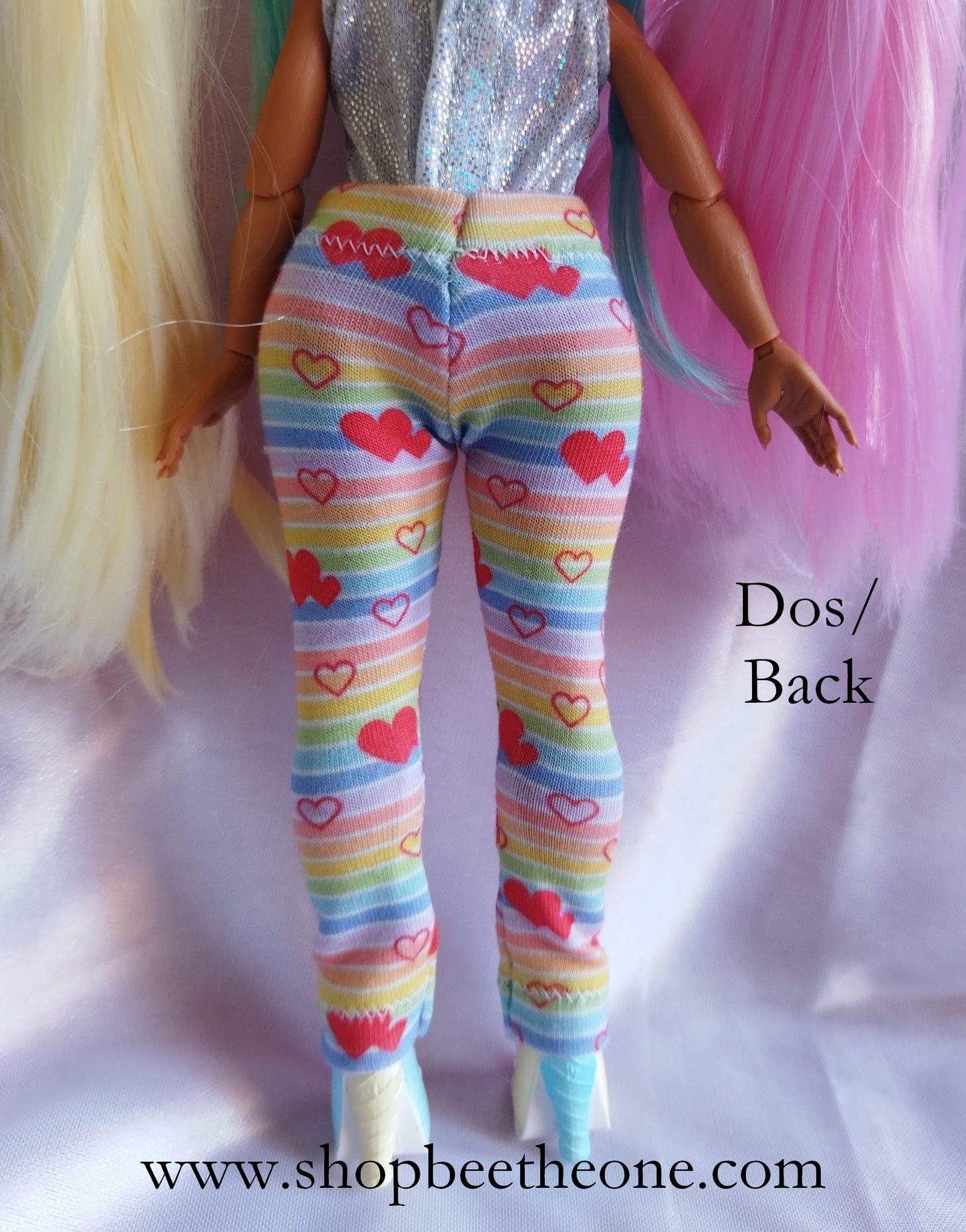 Pantalon collant leggings long motif rayures et coeurs pour poupées L.O.L Surprise! O.M.G - par Bee the One - Collection Basics