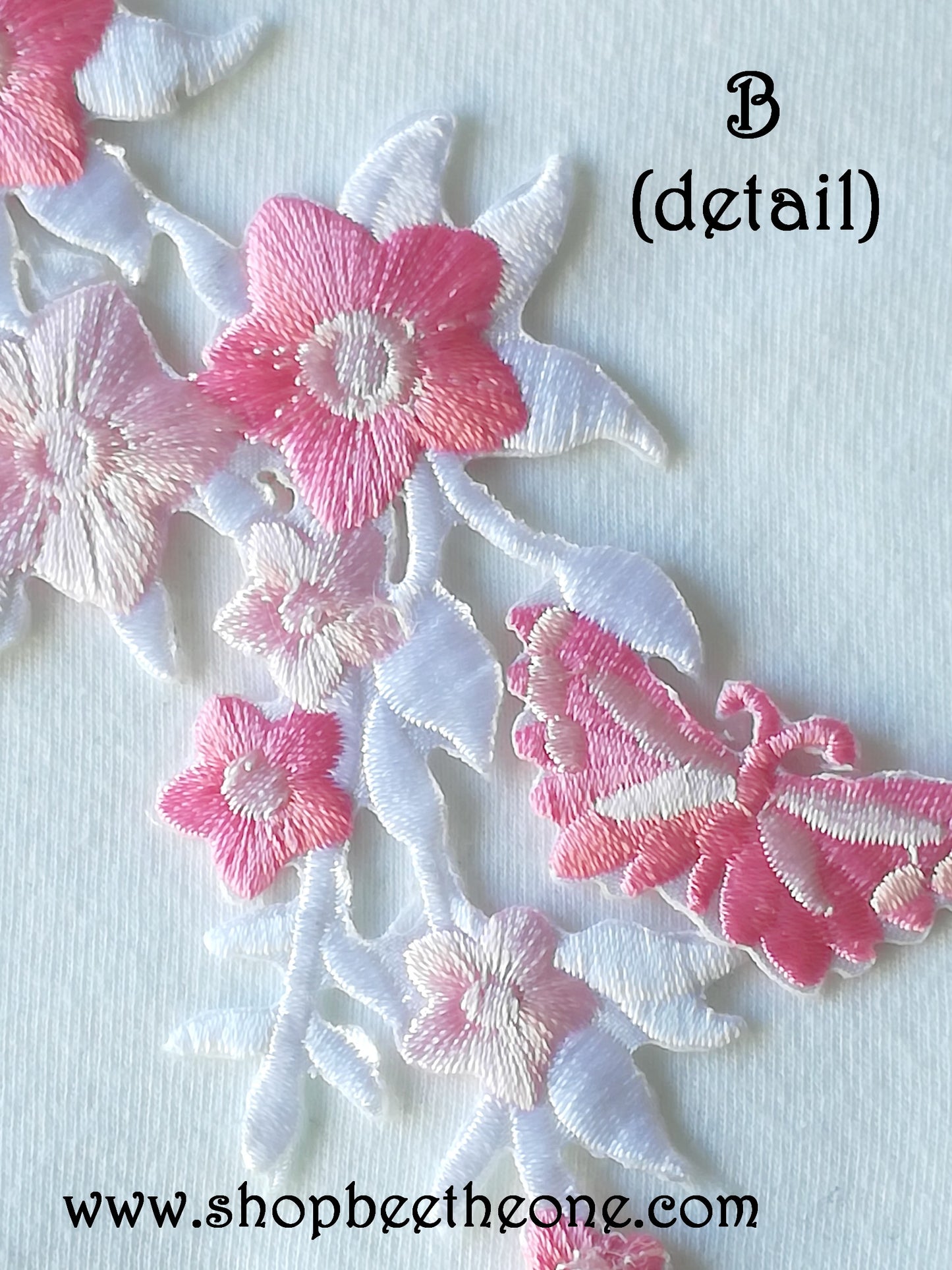 Maxi Applique broderie patch thermocollant Tige fleurie avec papillons 27 x 6,5 cm (à coudre ou repasser) - 5 coloris au choix