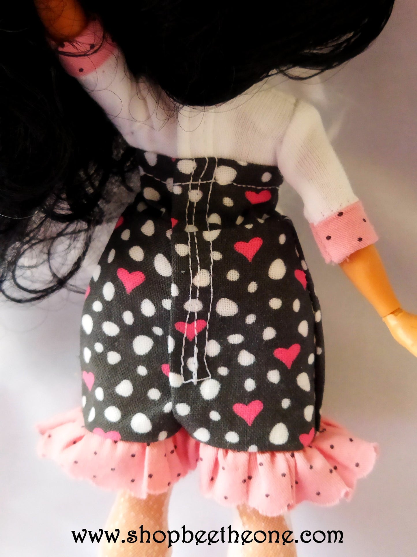 Fashion Pack Robe courte "Coeurs et pois" + Collants en maille pour poupées L.O.L Surprise! O.M.G - Collection Saint Valentin - par Bee the One