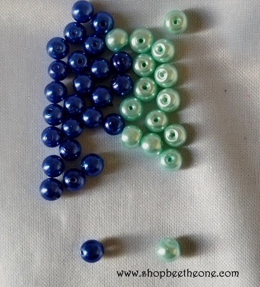 Perle ronde en plastique - 5-6 mm - camaïeu de bleu au choix