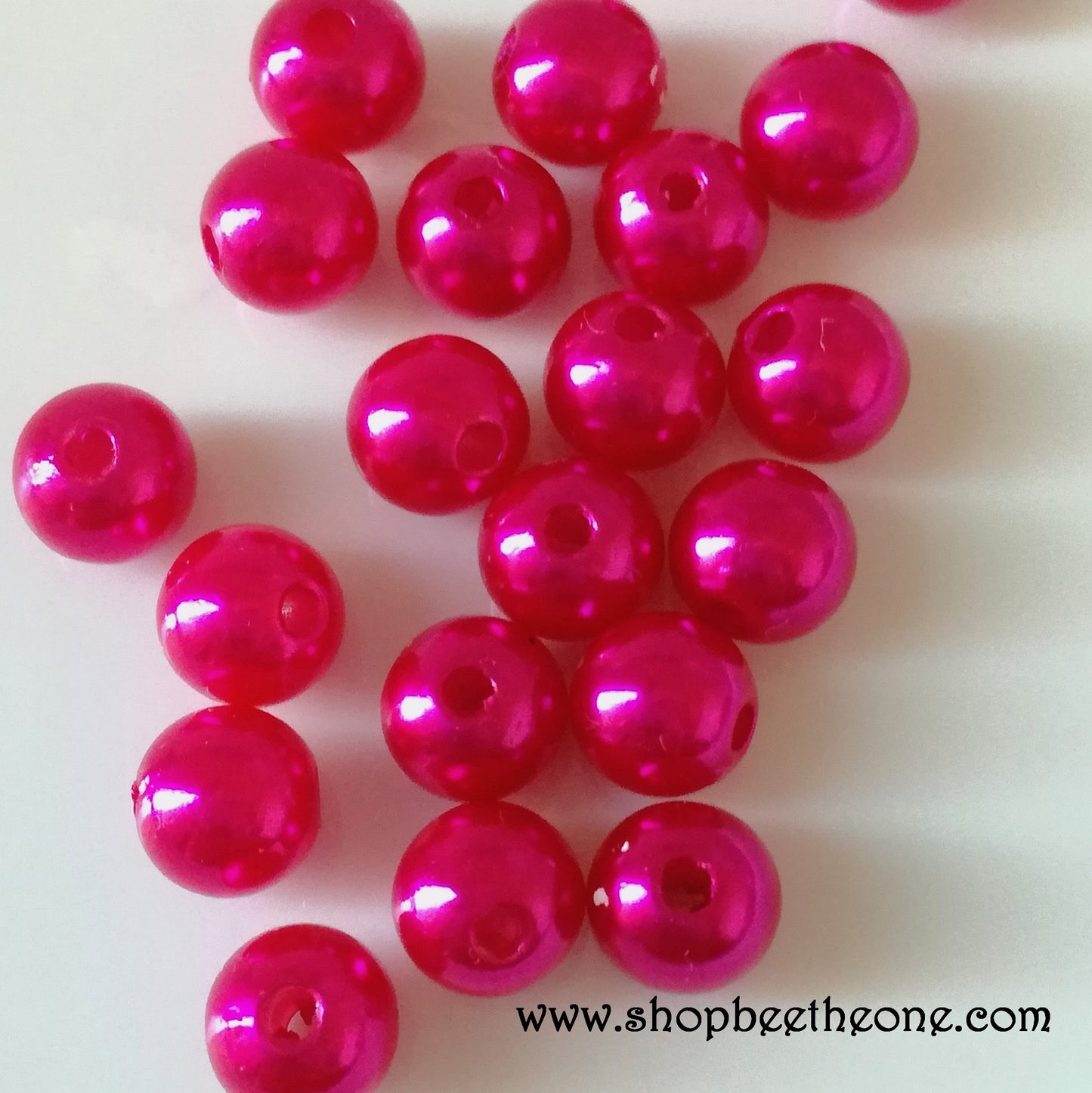 Perle ronde en plastique - 7 mm - rose fuchsia