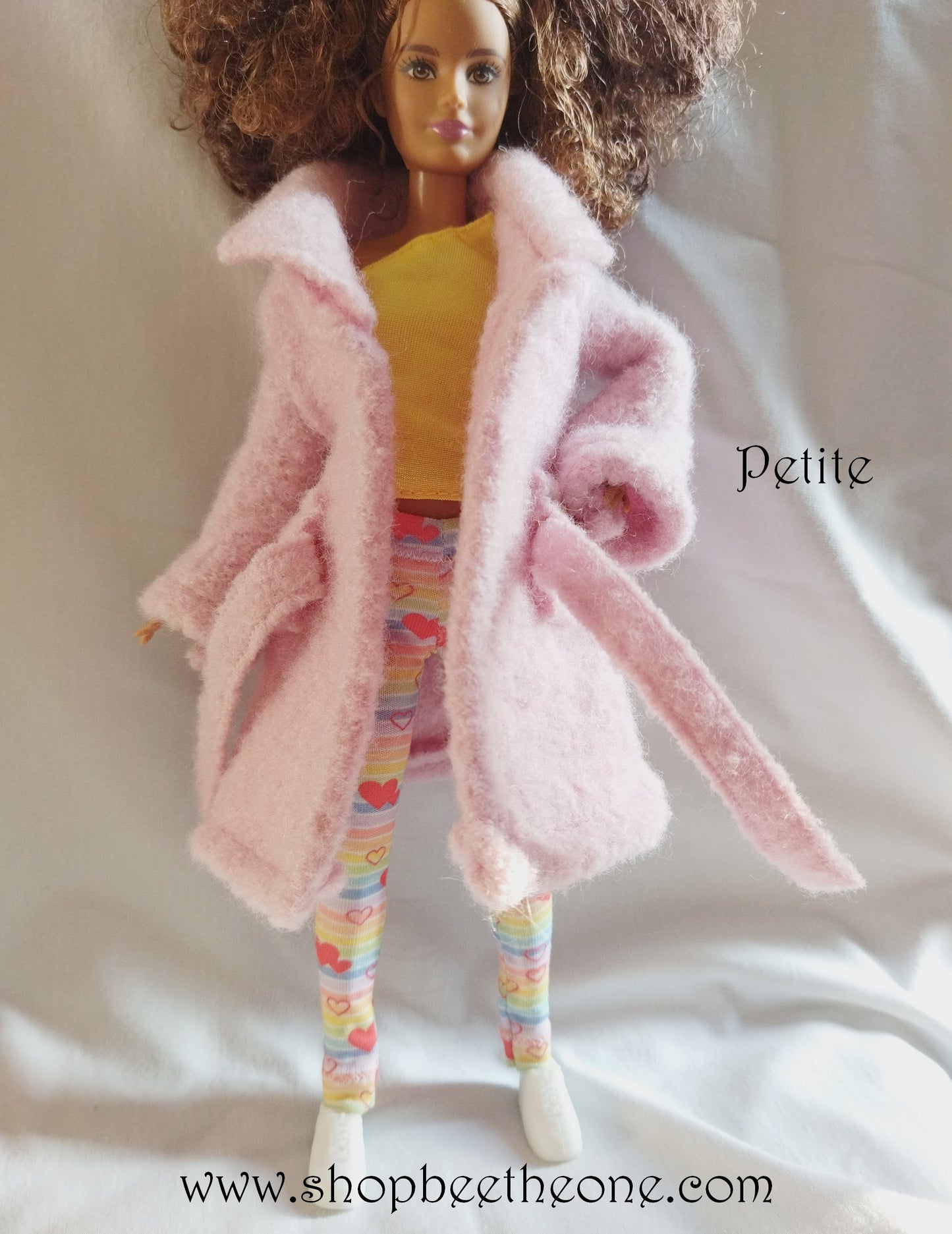 Manteau d'hiver en laine pour poupées Barbie - rose clair - 4 tailles - par Bee the One