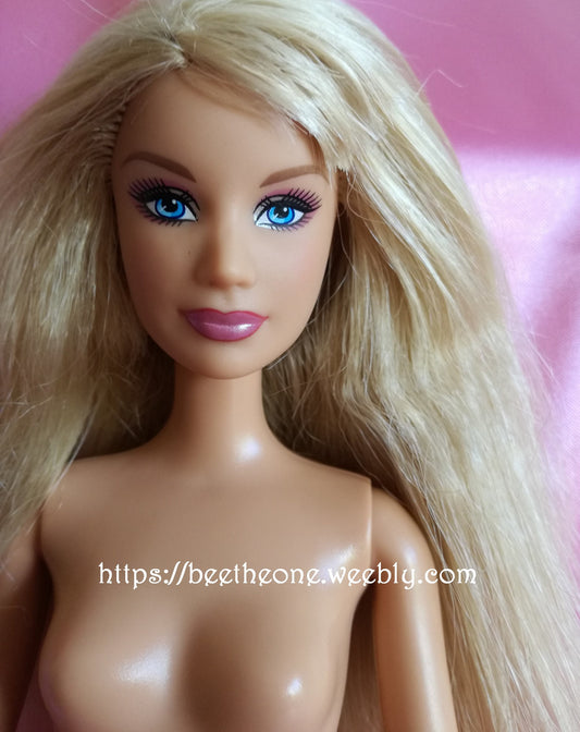 Barbie Fashion Fever "Winter Bleu" - Mattel 2008 - Poupée nue